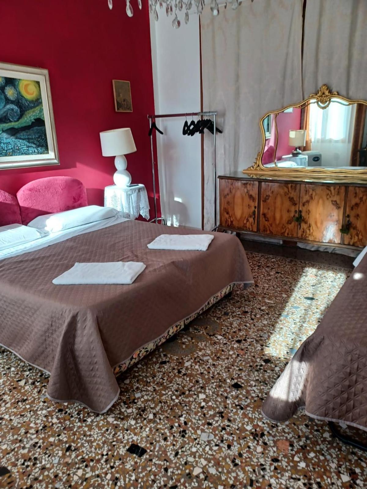 ונציה Princess Guest House Canal View מראה חיצוני תמונה